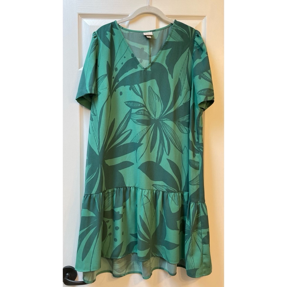 A New Day Green Tropical Palm Leaf Dress